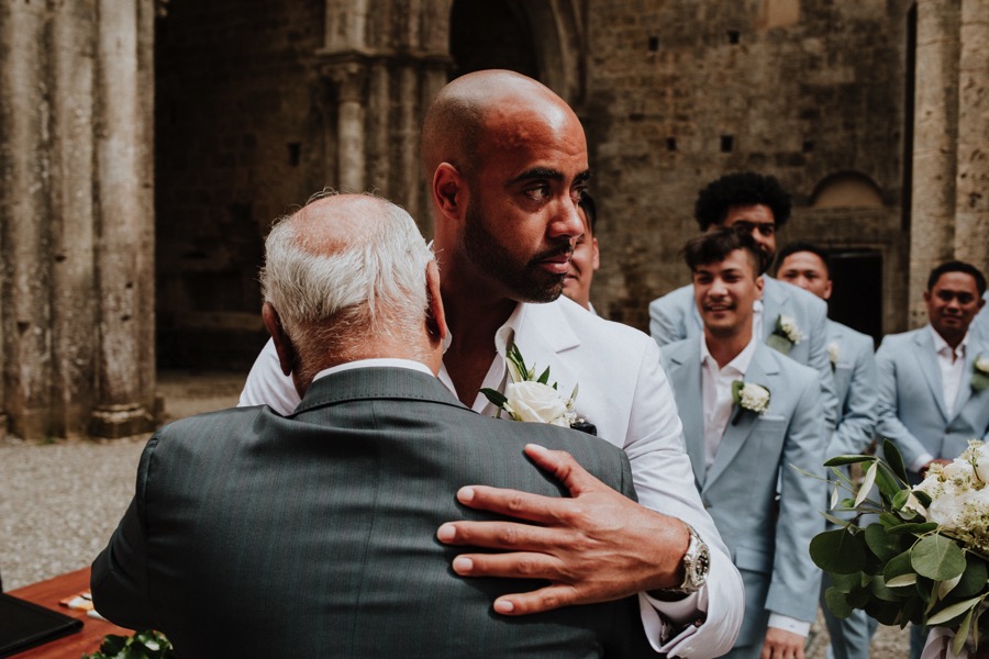 groom greeting father in law