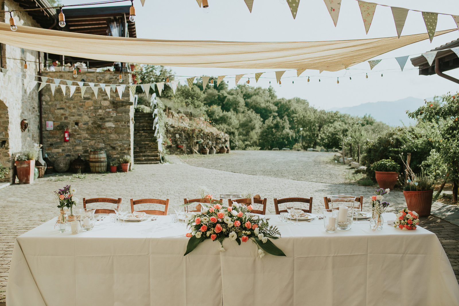 outdoor wedding table setup ideas