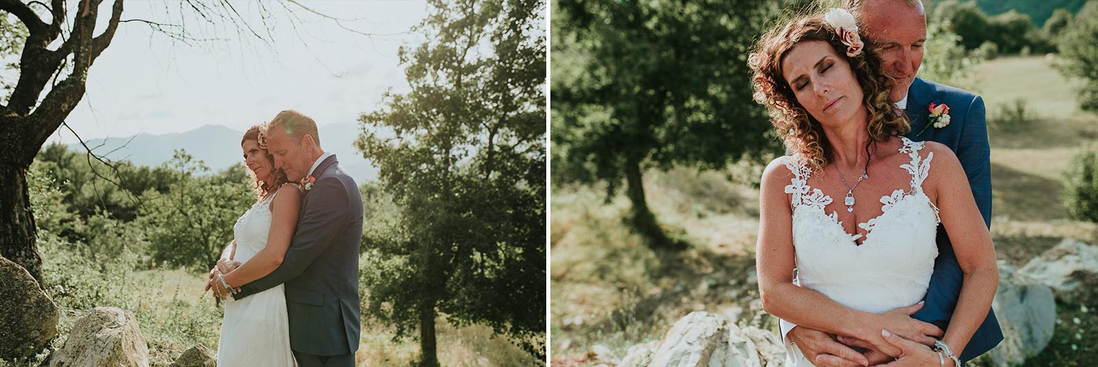 natural portraits of bride and groom in Tuscany countryside