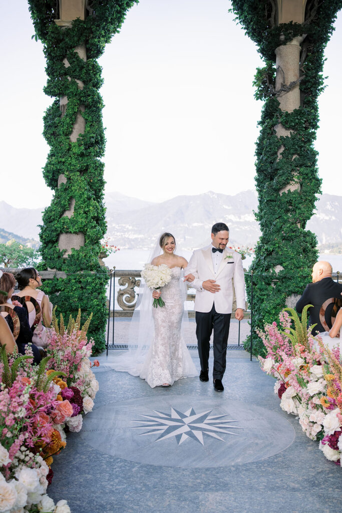 wedding at villa balbianello on loggia durini